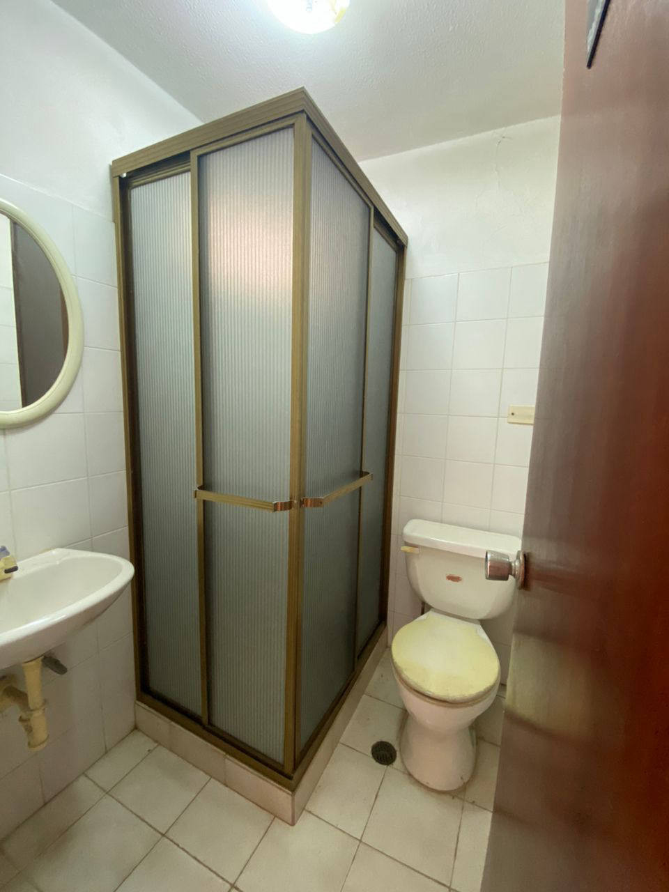 Дом, 2045 м², 28 000$ — FAKTOR